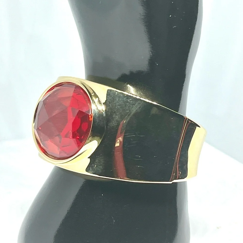Juicy Hinged Cuff Bracelet